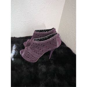 Promise eggplant purple cage gladiator heels 8